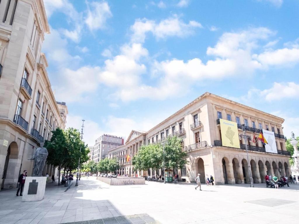 Apartamento Mercaderes Pamplona Exterior photo